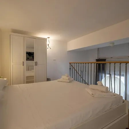 Fiera Front Loft By Wonderful Italy *